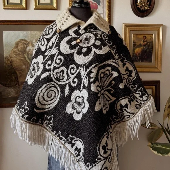 70s vintage boho poncho - Picture 1 of 7